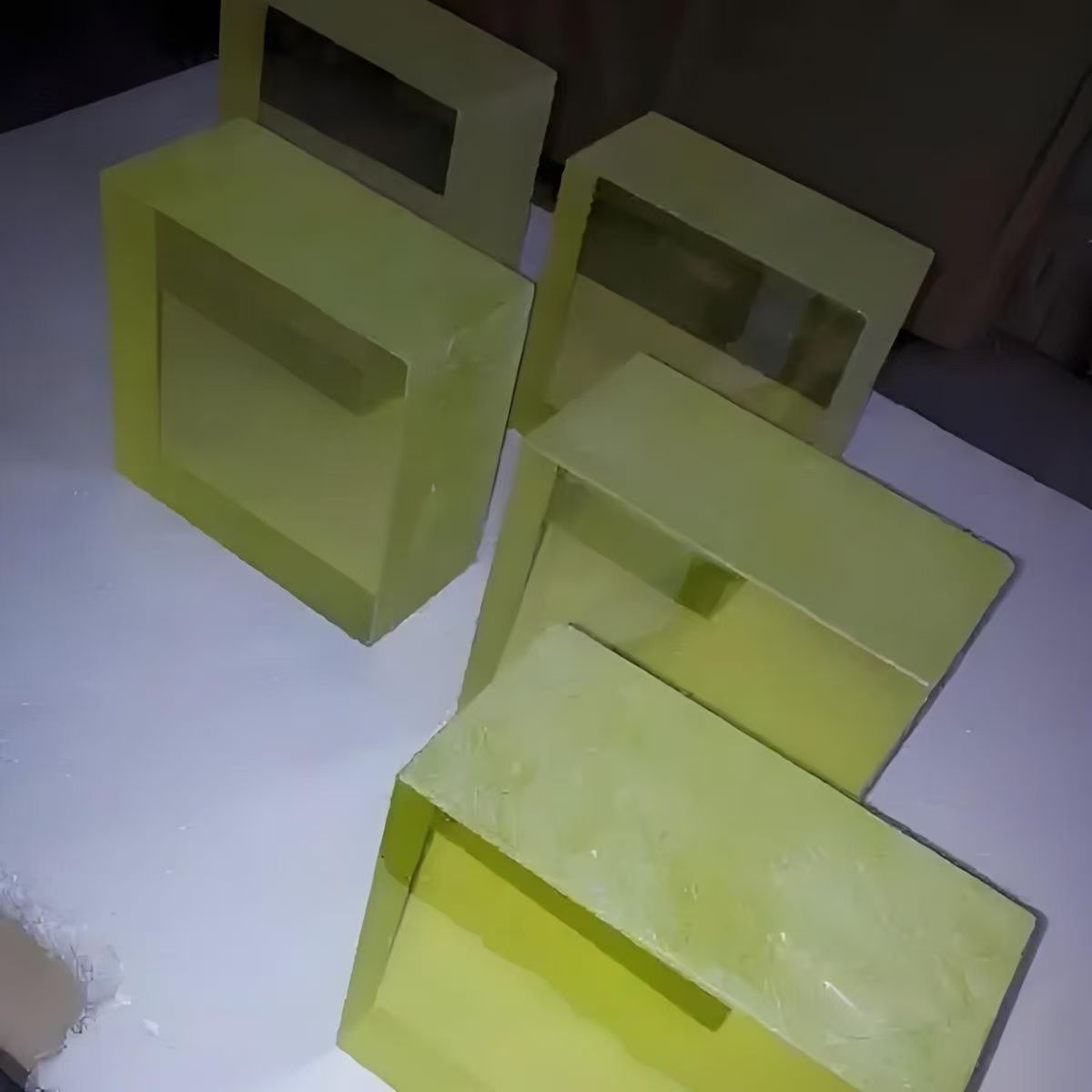 বিকিরণ সুরক্ষার জন্য সীসা কাচ