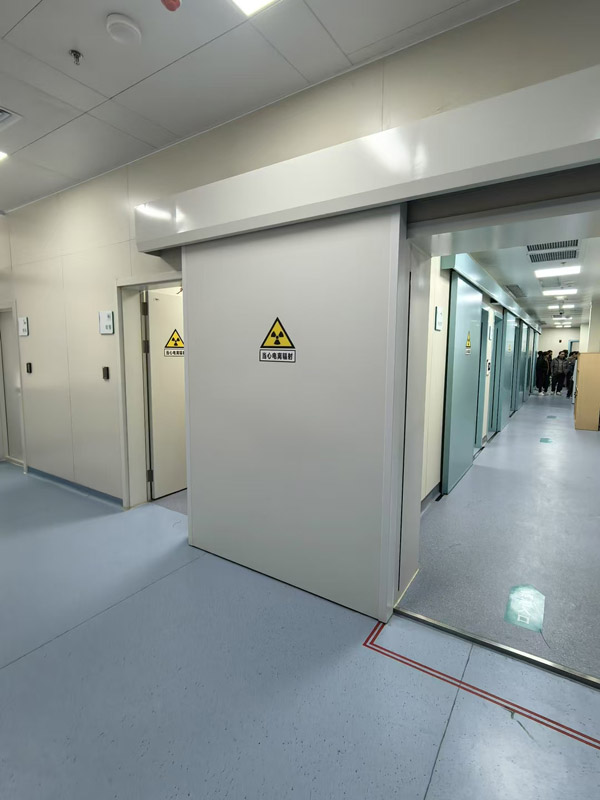 Portes coulissantes doublées de plomb